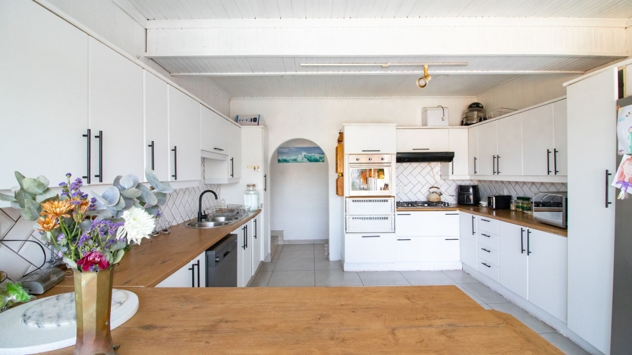 3 Bedroom Property for Sale in Nahoon Valley Park Eastern Cape